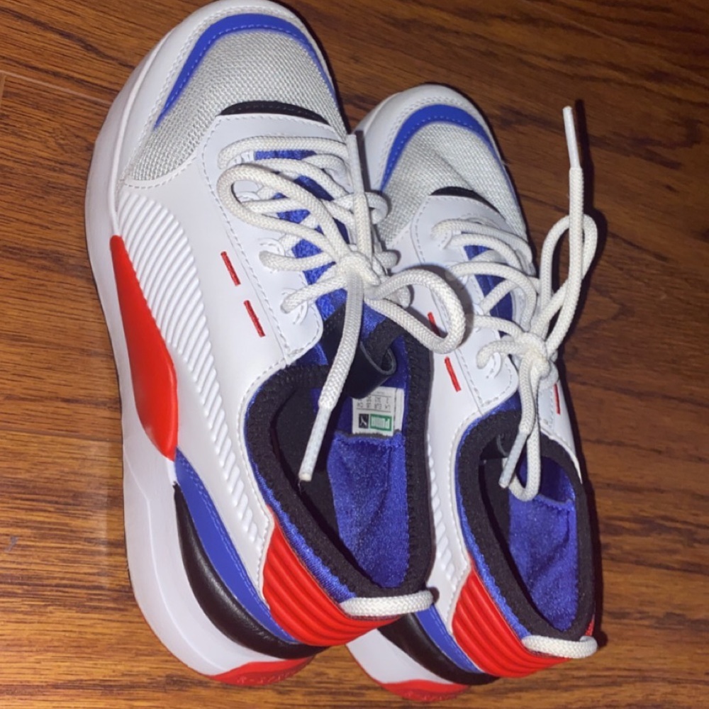 Boys Puma Sneakers | Size 3 | White with Red and Blue | NWOT